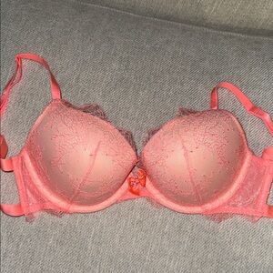 Victoria’s Secret push up bra